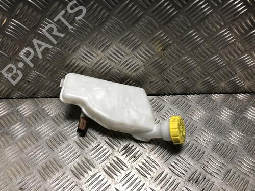 Used Brake fluid reservoir Brake fluid reservoir 39622133 39622133
