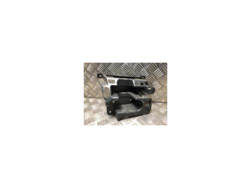 Support du pare-chocs arrière PEUGEOT 208 II (UB_, UP_, UW_, UJ_) 1.5 BlueHDI 100 (102 hp) 24931826