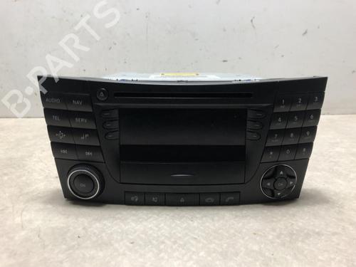 Used Radio MERCEDES-BENZ CLS (C219) CLS 55 AMG (219.376) (476 hp) 20628138
