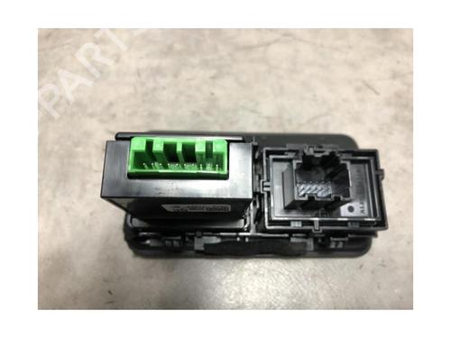 Switch JAGUAR XE (X760) 2.0 D | BP20622088I30 