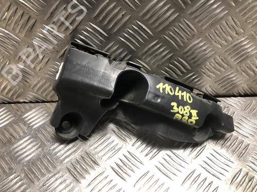 Used Rear bumper bracket Rear bumper bracket PEUGEOT 308 II (LB_, LP_, LW_, LH_, L3_) 1.6 BlueHDi 120 (120 hp) 35813362 35813362