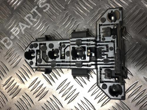 Luce targa VW GOLF IV (1J1) 1.6 16V (105 hp) 31245152