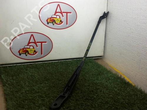 Used Front windshield wiper arm PEUGEOT 5008 (0U_, 0E_) 1.6 HDi (110 hp) 13279221