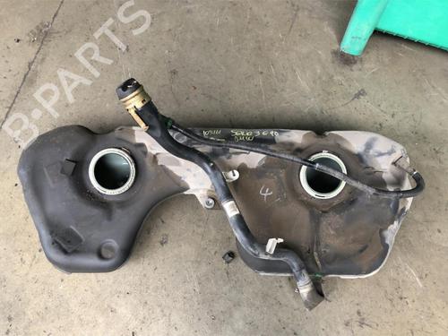 Used Fuel tank BMW 3 (E90) 318 d (122 hp) 23871271
