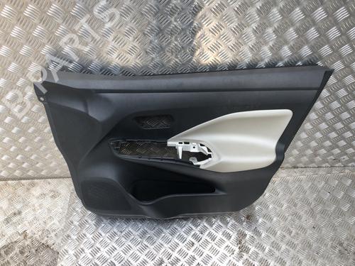 Høyre frontpanel Høyre frontpanel 38934233 38934233