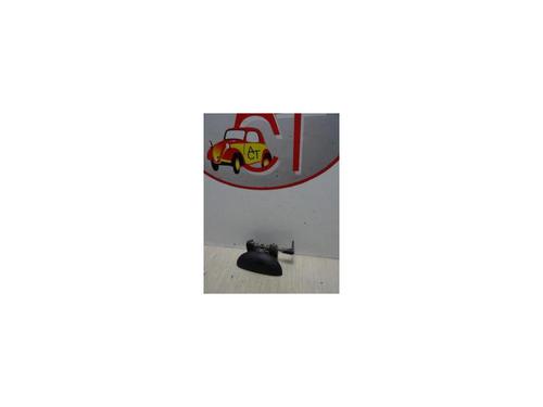 Used Rear left exterior door handle PEUGEOT 206 Hatchback (2A/C) 1.4 i (75 hp) 13284536