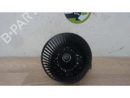 Used Heater blower motor PEUGEOT 207 (WA_, WC_) 1.4 HDi (68 hp) 15786103