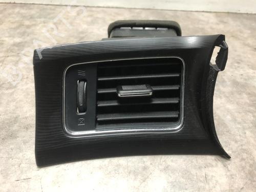 Used Air vent NISSAN PULSAR Hatchback (C13) 1.5 dCi (110 hp) 20621233