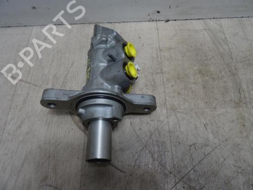 Used Brake master cylinder RENAULT MEGANE IV Hatchback (B9A/M/N_) 1.5 dCi 110 (B9A3) (110 hp) 23186529