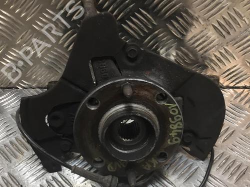 Used Right front steering knuckle FORD KA (RU8) 1.2 (69 hp) 24589766