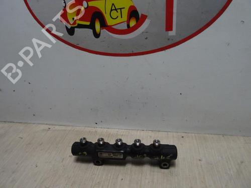 Used Injection rail CITROËN C3 I (FC_, FN_) 1.4 HDi (68 hp) 25748115
