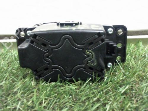 Switch MERCEDES-BENZ GLA-CLASS (X156) GLA 180 CDI / d (156.912) | BP23869837I30