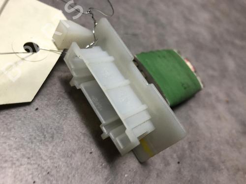 Used Heater resistor DACIA SANDERO 1.5 dCi (68 hp) 23100174