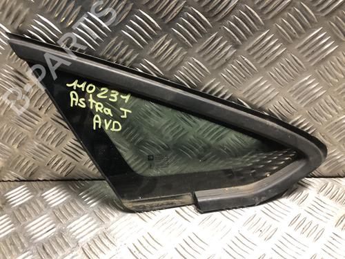 Used Front right quarter glass Front right quarter glass 39566926 39566926