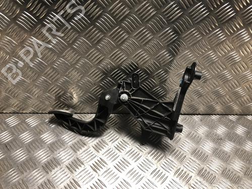 Used Clutch pedal Clutch pedal PEUGEOT 208 II (UB_, UP_, UW_, UJ_) 1.2 PureTech 100 (101 hp) 35903422 35903422