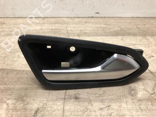 Used Rear right interior door handle RENAULT CLIO V (B7_) 1.0 TCe 100 (B7MT) (101 hp) 23870991