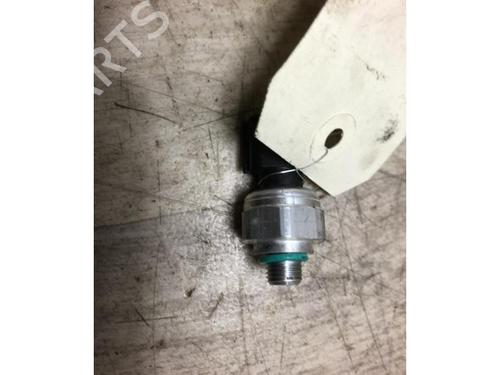 Elektronisk sensor RENAULT CLIO V (B7_) 1.0 TCe 90 (B7MT) | BP23128681M84 