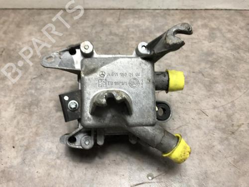 Used Auxiliary water pump MERCEDES-BENZ E-CLASS (W210) E 200 CDI (210.007) (102 hp) 20622241