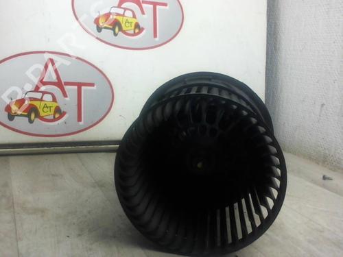 Used Heater blower motor PEUGEOT 208 I (CA_, CC_) 1.2 VTI 82 (82 hp) 15786150