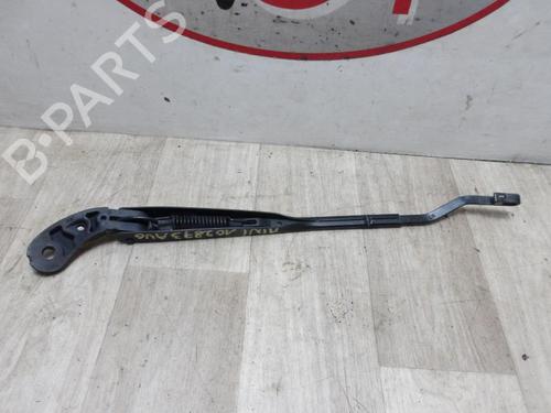 Used Front windshield wiper arm MINI MINI CLUBMAN (R55) Cooper (120 hp) 20629110