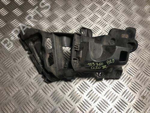 Kofangerbeslag bag Kofangerbeslag bag RENAULT CLIO IV (BH_) 1.5 dCi 75 (75 hp) 33976546 33976546