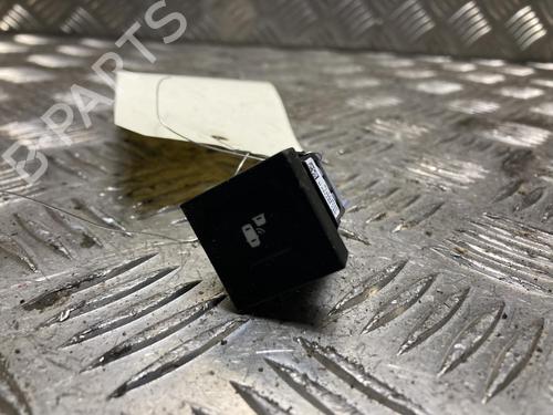 switch-dacia-duster-hm_-2017-33469720 main image