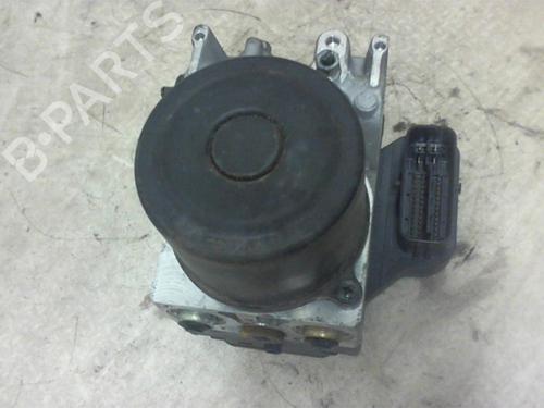 Aggregati ABS TOYOTA RAV 4 II (_A2_) 2.0 D 4WD (CLA20_, CLA21_, CLA20R, CLA21R) | BP13292628M43 
