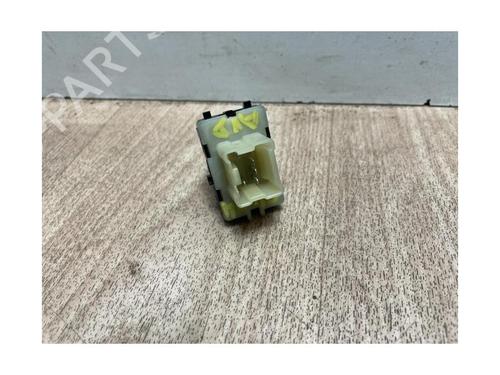 Right front window switch RENAULT CLIO IV (BH_) 1.5 dCi 90 | BP13225595I26 