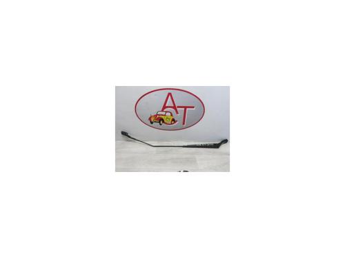 Used Front windshield wiper arm PEUGEOT 2008 I (CU_) 1.2 PureTech 82 (82 hp) 15529525
