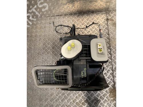 Heater matrix box RENAULT MEGANE IV Hatchback (B9A/M/N_) 1.5 dCi 110 (B9A3) | BP27581383M61