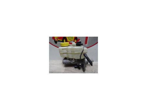Used Brake master cylinder SEAT IBIZA IV SC (6J1, 6P5) 1.2 TSI (90 hp) 28334419