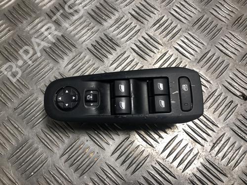 Used Left front window switch Left front window switch PEUGEOT 308 II (LB_, LP_, LW_, LH_, L3_) 1.6 BlueHDi 120 (120 hp) 33820374 33820374