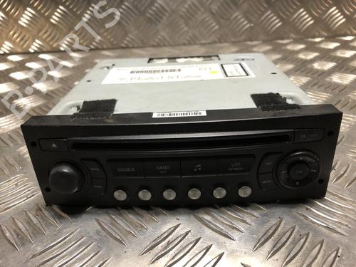 Used Radio PEUGEOT 5008 (0U_, 0E_) 1.6 HDi (110 hp) 23241484