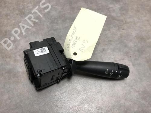Used Switch DACIA SANDERO II TCe 90 (B8M1, B8MA, B8AC) (90 hp) 23098210