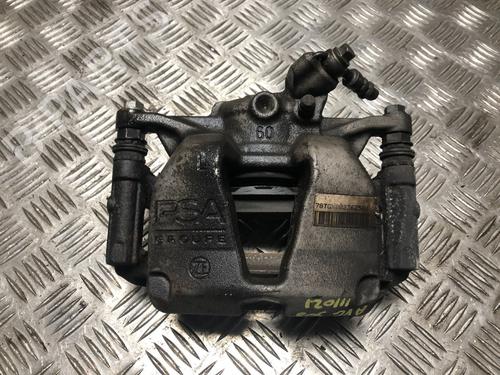 Used Left front brake caliper Left front brake caliper PEUGEOT 308 SW III (FC_, FJ_, FR_, F4_, FN_) BlueHDi 130 (FCYHZL, FCYHZT) (131 hp) 33748820 33748820