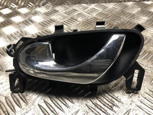 Venstre fortil invendig håndtag NISSAN QASHQAI II (J11, J11_) 1.2 DIG-T (115 hp) 31244136