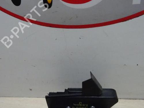 Fechadura trás esquerda DACIA LOGAN II 1.2 (75 hp) 13281161