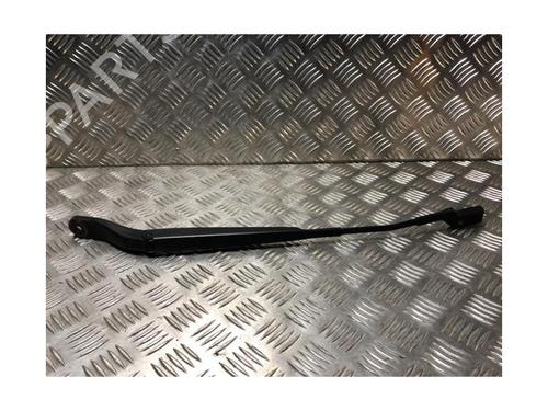 Front windshield wiper arm PEUGEOT 2008 II (UD_, US_, UY_, UJ_, UR_, UC_) 1.5 BlueHDI 100 | BP23873840C143 
