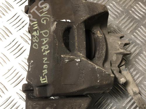 Used Left front brake caliper Left front brake caliper PEUGEOT PARTNER Box Body/MPV 1.6 HDi 16V (90 hp) 33326672 33326672