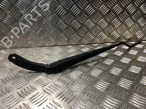 front-windshield-wiper-arm-renault-clio-iv-bh_-2012-2013-2014-2015-2016-2017-2018-2019-2020-2021-25306631 main image