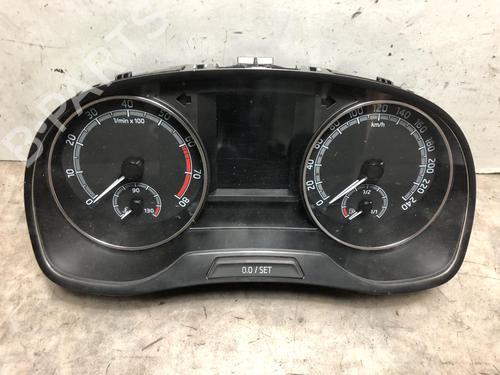 Used Instrument cluster SKODA FABIA III (NJ3) 1.0 (75 hp) 24329681