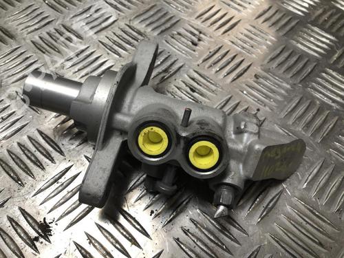 Used Brake master cylinder RENAULT MEGANE IV Hatchback (B9A/M/N_) 1.5 dCi 110 (B9A3) (110 hp) 31200918