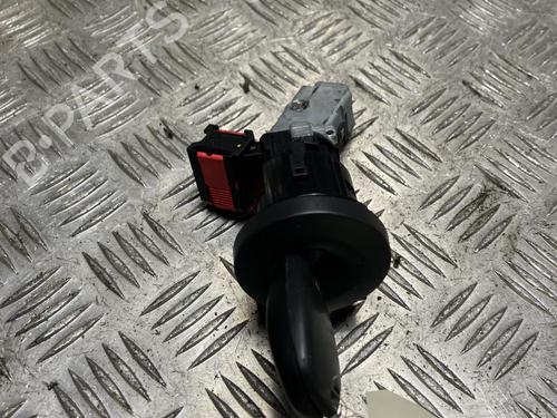 Used Ignition barrel DACIA SANDERO II 1.5 dCi (90 hp) 32452287