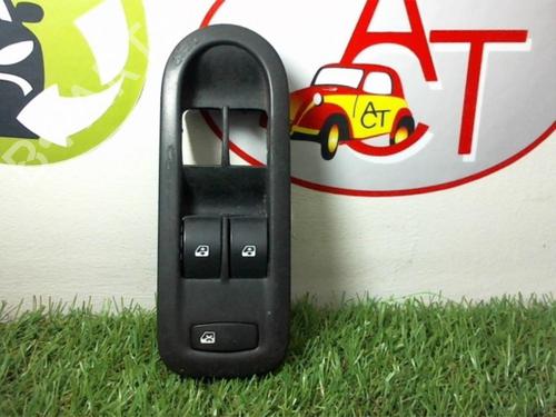 Left front window switch RENAULT MEGANE II (BM0/1_, CM0/1_) 1.9 dCi (BM0G, CM0G) | BP12963430I27 