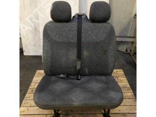 Used Right front seat RENAULT TRAFIC II Van (FL) 2.0 dCi 90 (FL0H) (90 hp) 20615286