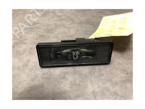 Licence plate light RENAULT CLIO V (B7_) 1.0 TCe 90 (B7MT) | BP23128671I40 