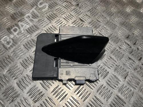 Antenna/Base PEUGEOT 208 II (UB_, UP_, UW_, UJ_) 1.2 PureTech 100 (101 hp) 31245884