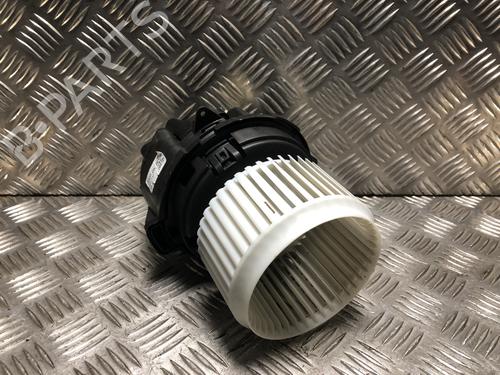 Used Heater blower motor Heater blower motor RENAULT CAPTUR II (HF_) E-TECH 145 (HFMU) (143 hp) 33469683 33469683