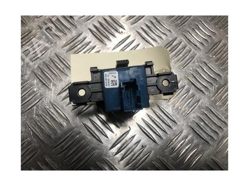 Switch CITROËN C4 Picasso II 1.6 BlueHDi 120 | BP27729080I30 