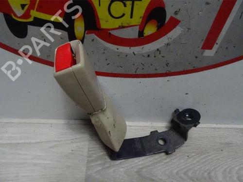 Seat buckle TOYOTA AVENSIS Estate (_T25_) 2.0 D-4D (CDT250_, CDT250R) | BP13268348I32 